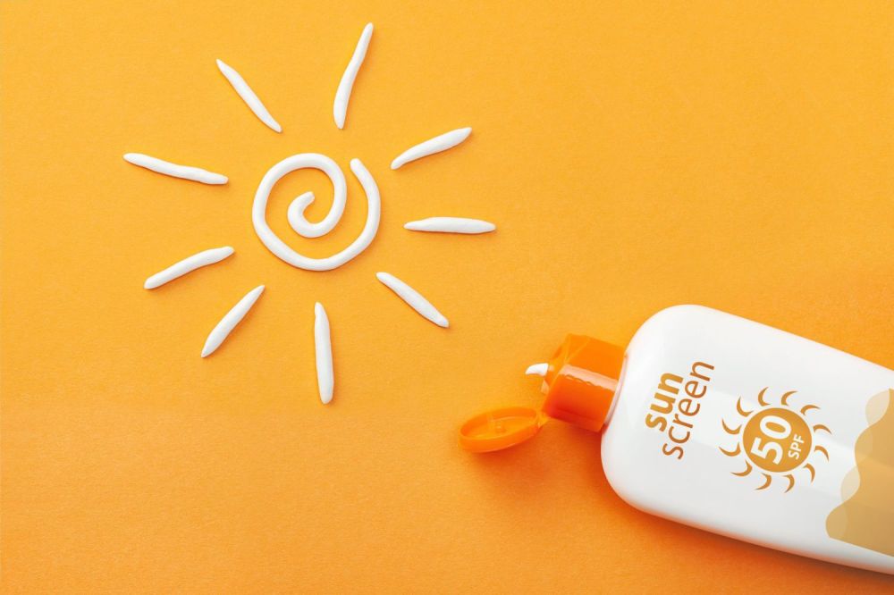 Sunscreen Savvy: Protecting Your Skin with Science and Style